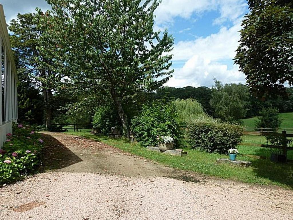 Chambres D'Hotes Du Haras De Coddes Cercy-la-Tour Екстер'єр фото